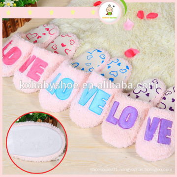 Hot selling lovely girl fashion design indoor shoes slippers